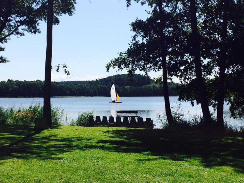 Apartament Nad Jeziorem Welle Kolczewo Bagian luar foto